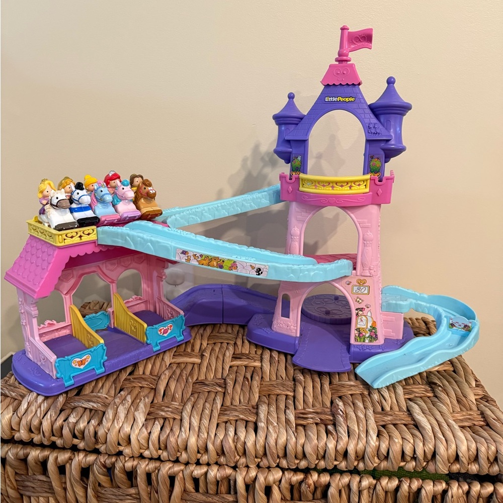 Klip Klop Castle with 5 Princesses